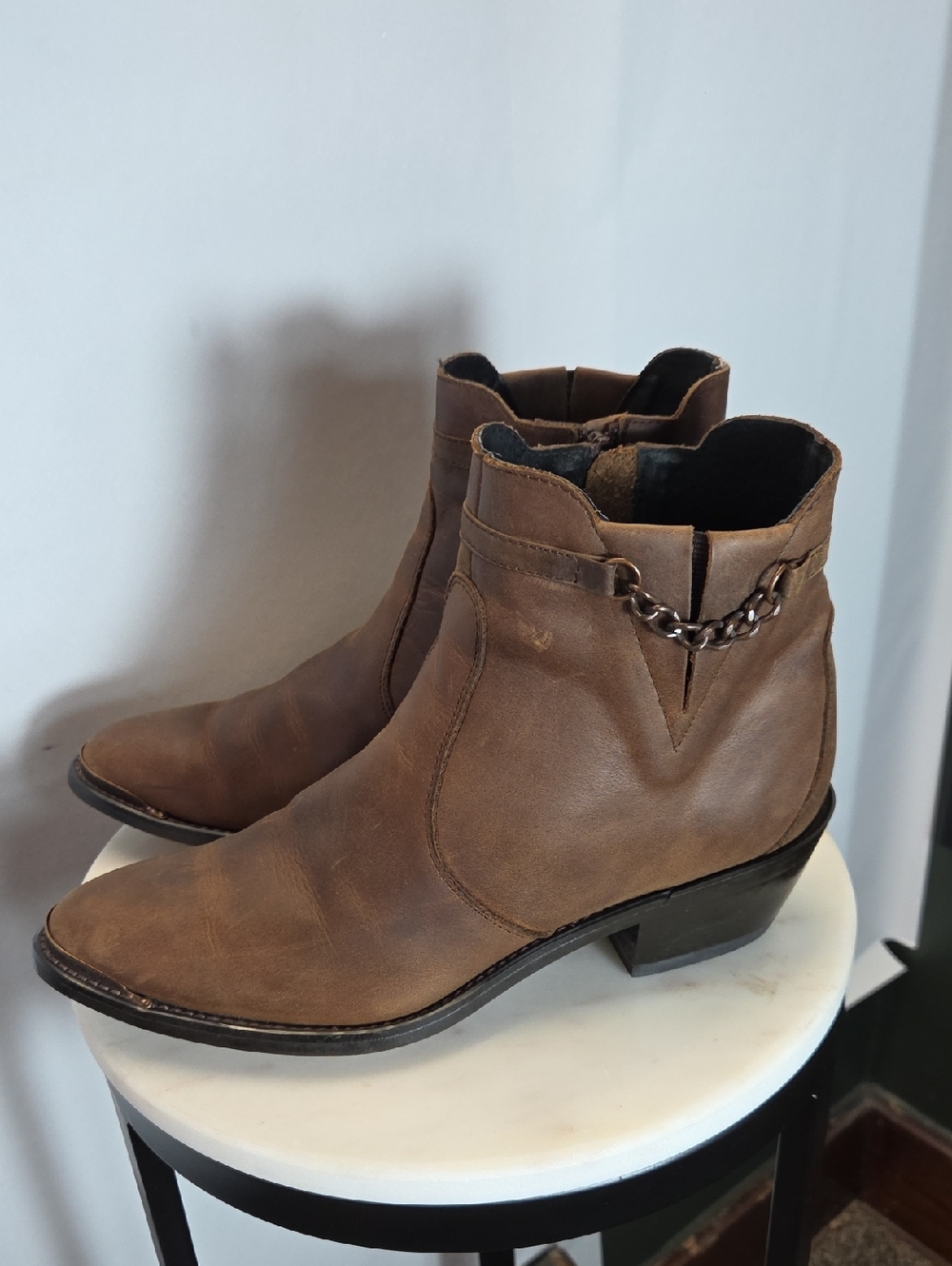 Durango Womens Brown Leather Ankle Booties with Chain Accent Size 9.5